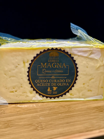 Queso Curado en Aceite  de Oliva